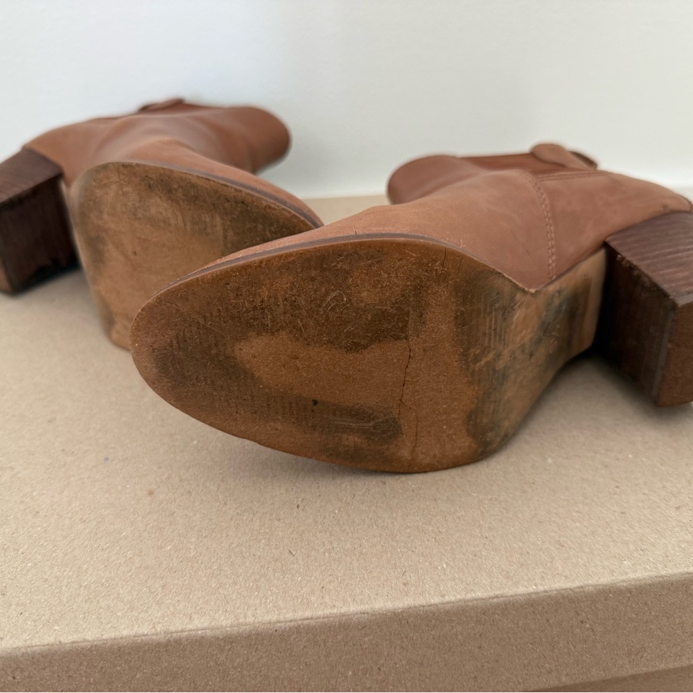 Madewell Regan Heeled Chelsea Boots - Picture 10 of 11
